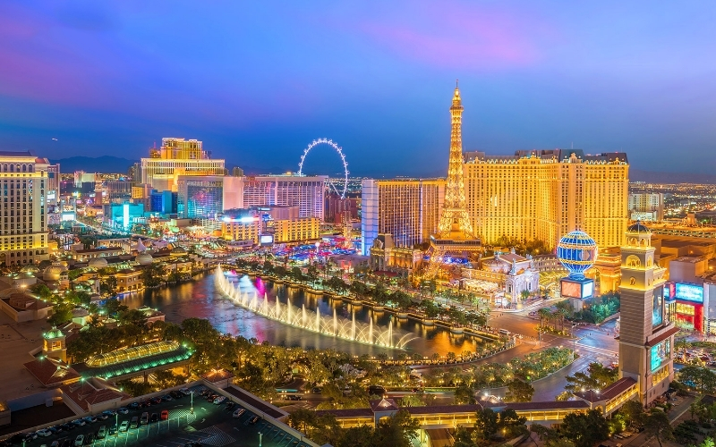 Las Vegas Kinh đô ánh sáng và giải trí huyền thoại