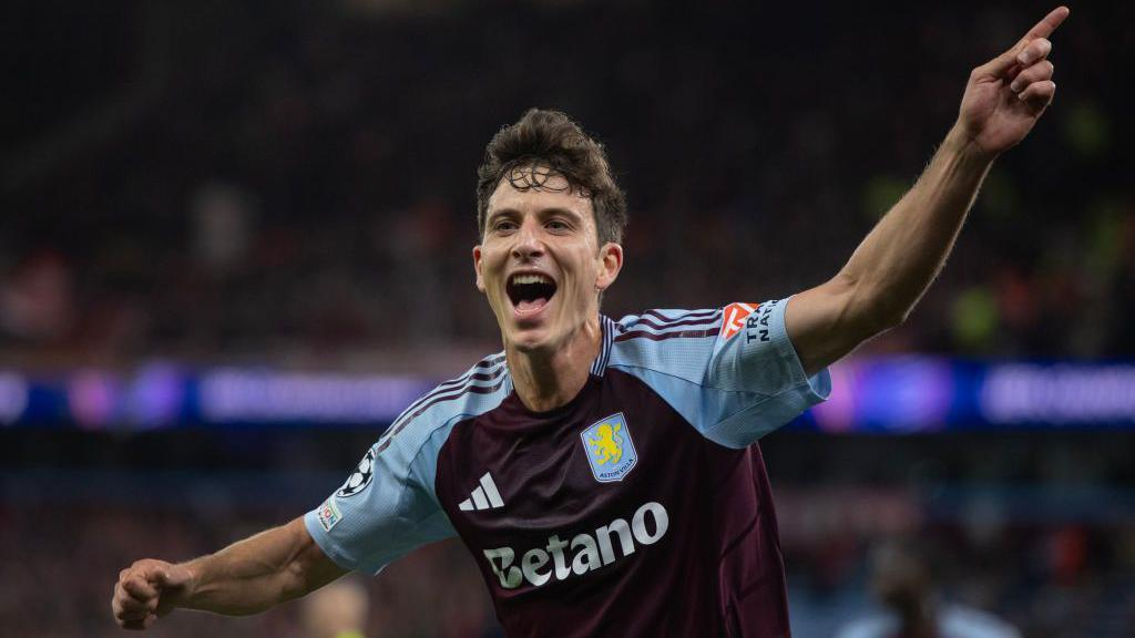 Torres phát triển trong môi trường mới